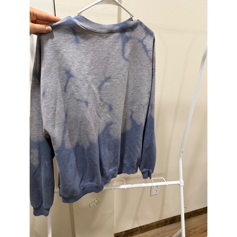 Wild Fable Womens Oversized Crewneck Sweatshirt Grey Blue Dip Dye Bleach Wash L - Picture 3 of 3